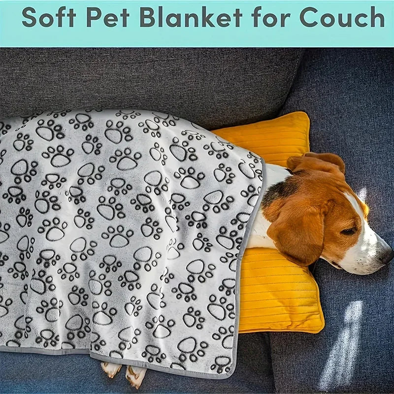 Soft Fluffy Pet Blanket Warm and Comfortable Cat Dog Bathrobe Flannel Pet Sleeping Blanket Machine Washable Dog Towel Cat Towels