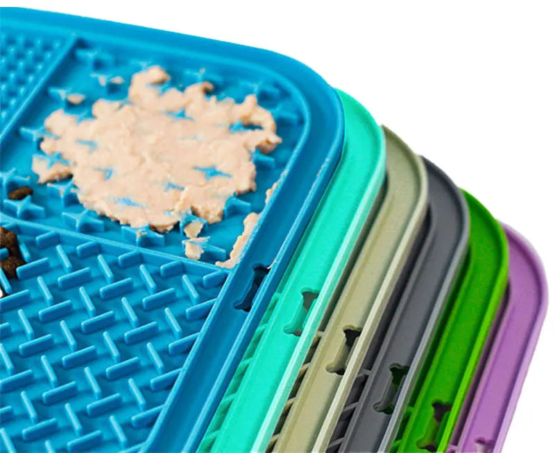 Pet Placemat Cat Slow Feeding Mat Dog Lick Mats Silicone Pets Eating Slowly Food Pad Cats Dogs Distracted Licking Plate Cutlery