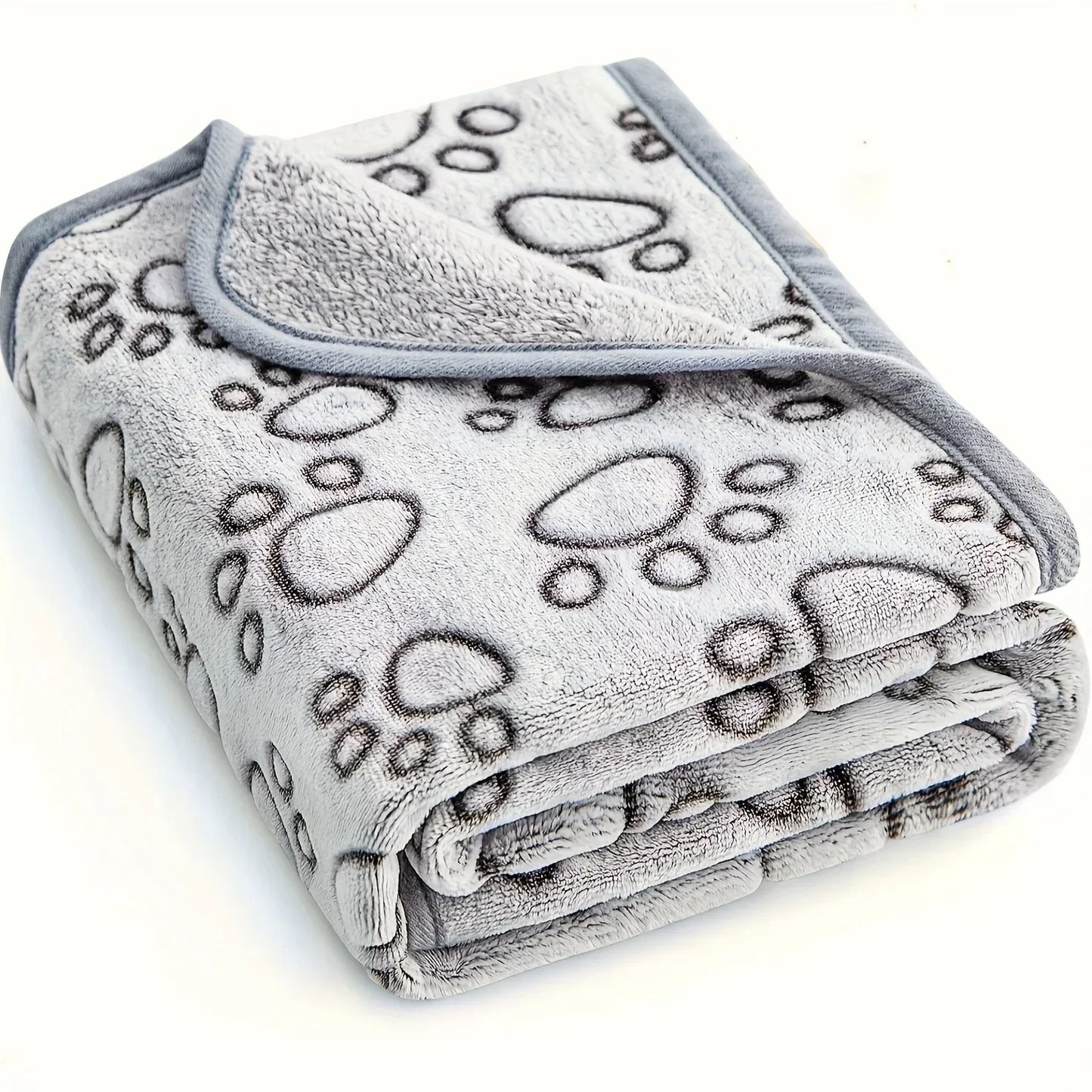 Soft Fluffy Pet Blanket Warm and Comfortable Cat Dog Bathrobe Flannel Pet Sleeping Blanket Machine Washable Dog Towel Cat Towels